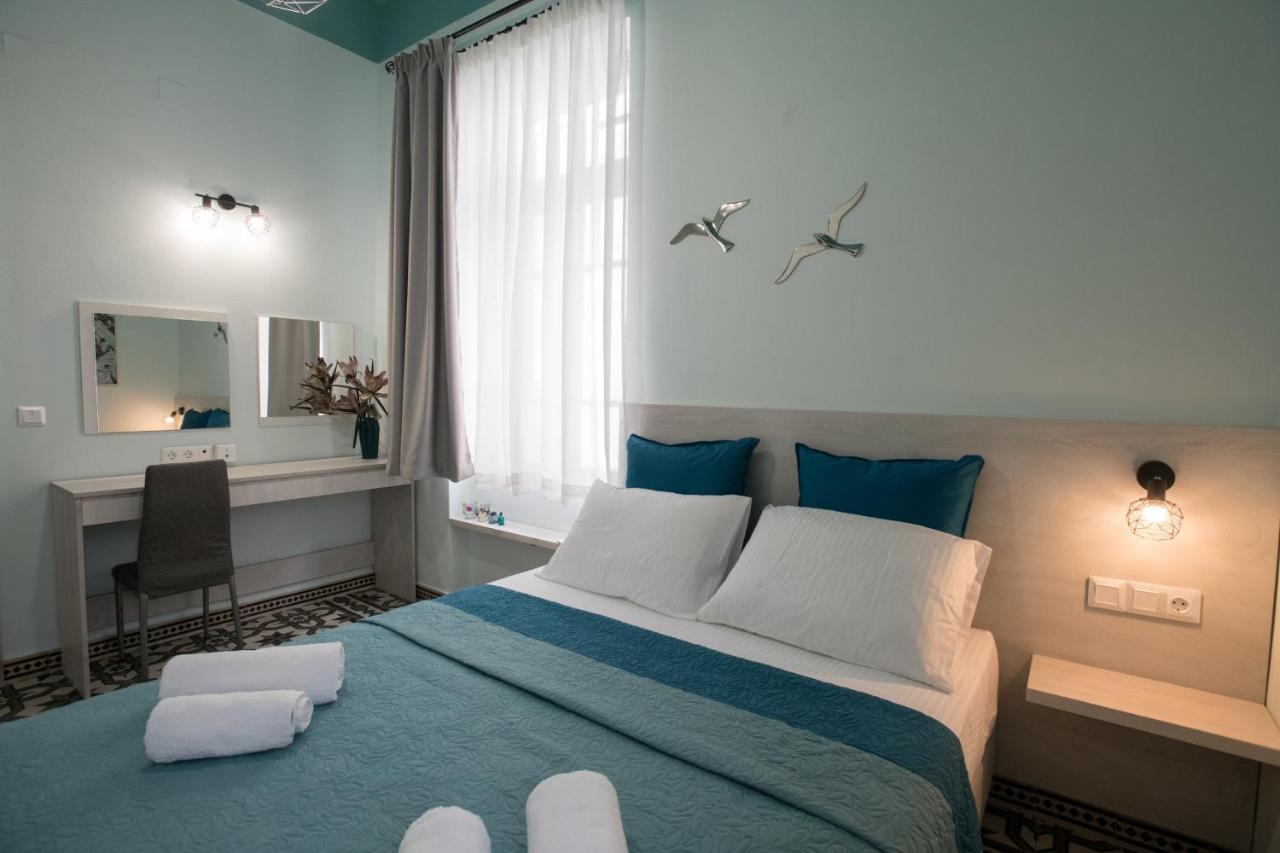 The Blue Apartment In The Heart Of Heraklion Extérieur photo