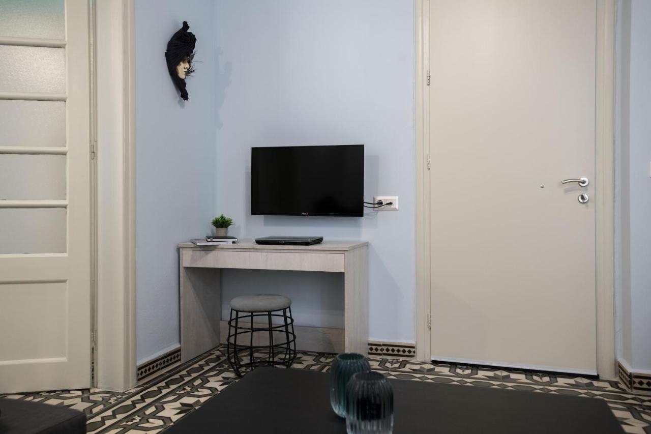 The Blue Apartment In The Heart Of Heraklion Extérieur photo